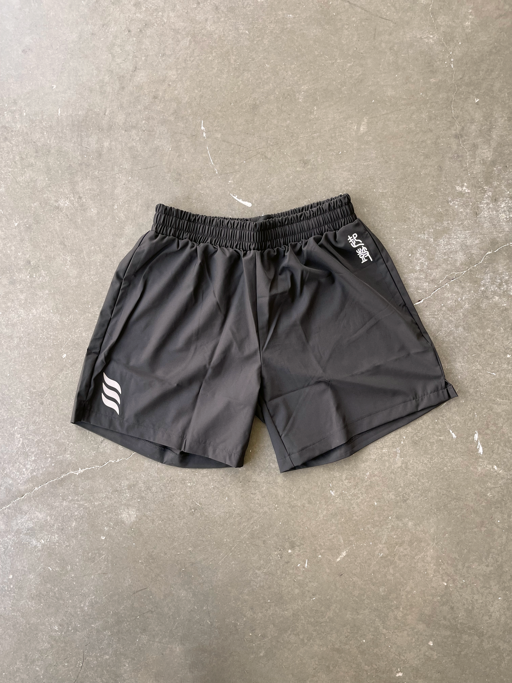 5" INSEAM SHORTS - OBSIDIAN